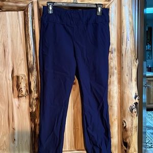 New York and Company navy blue capris, size medium